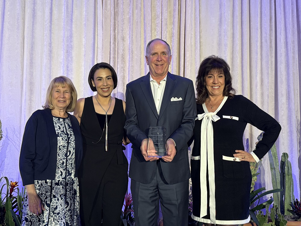 2025 Philanthropy sUMMIT Winners 2025 Region of the Year Phillie Award